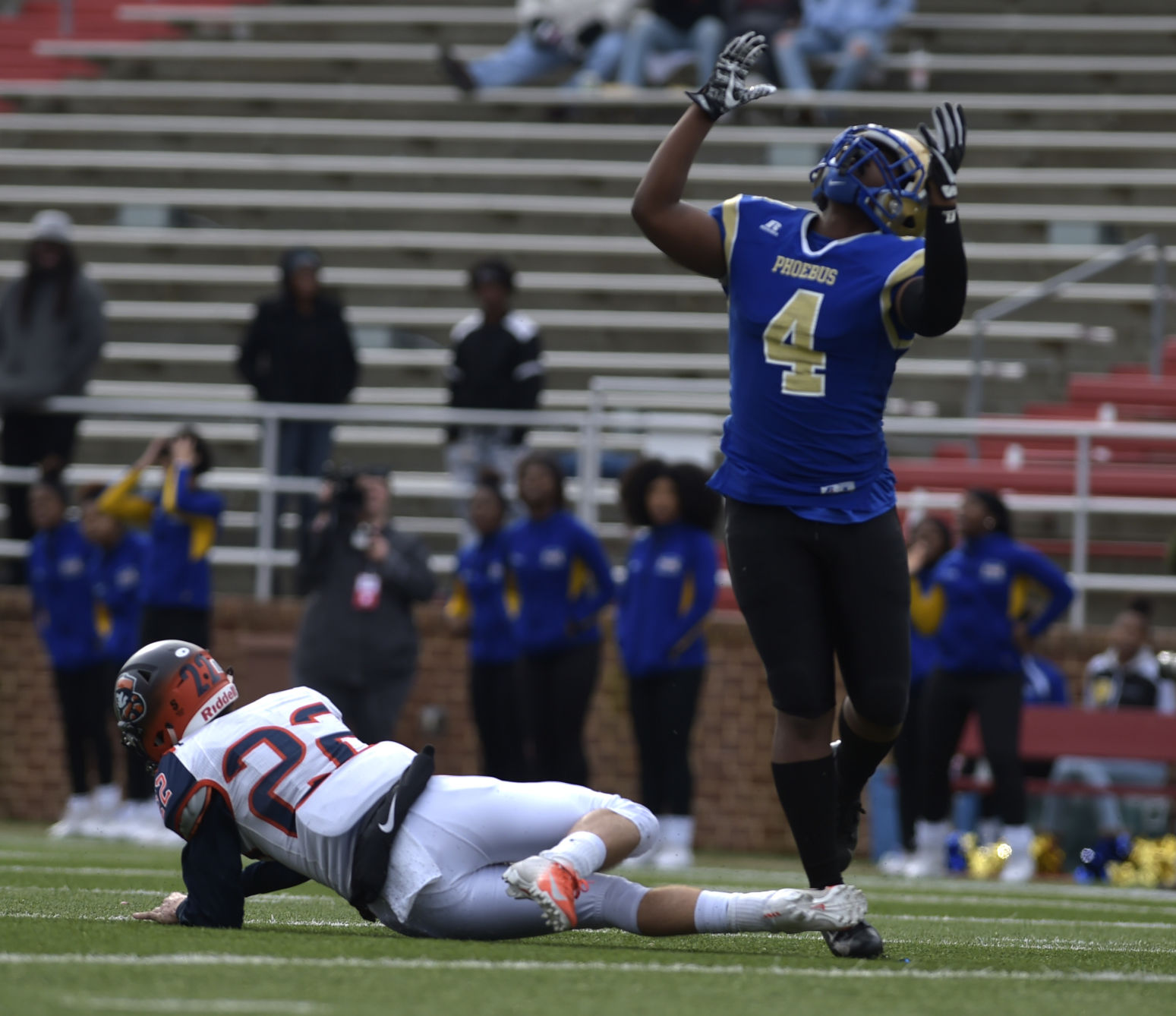 LNA 12092018 Heritge High Wins50.JPG